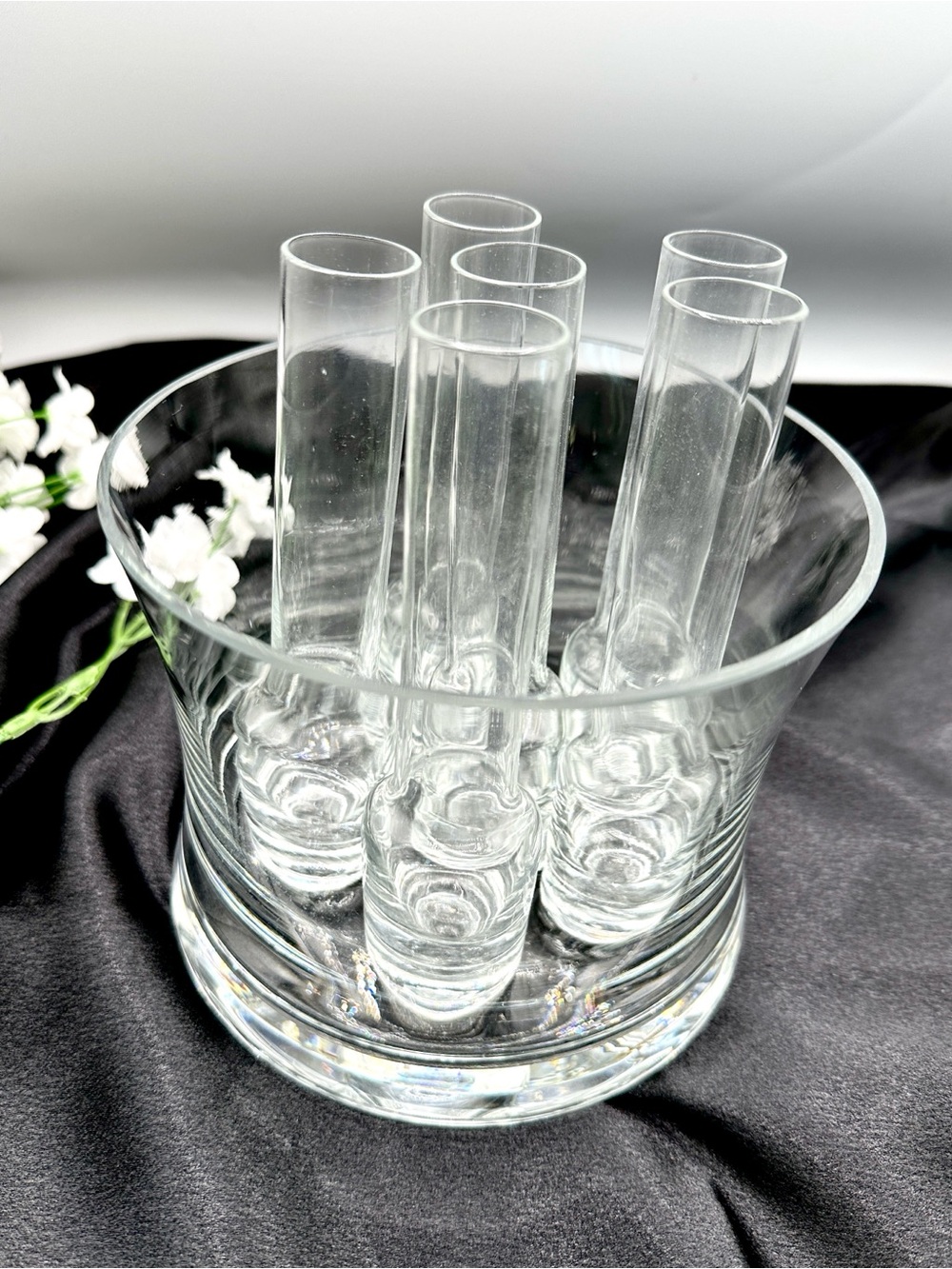 Pier 1 Imports 6 Shot Glasse Chillers in Clear Glass Ice Bucket.